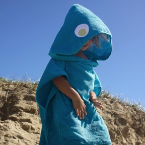 兒童深海鯊魚連帽毛巾衣
